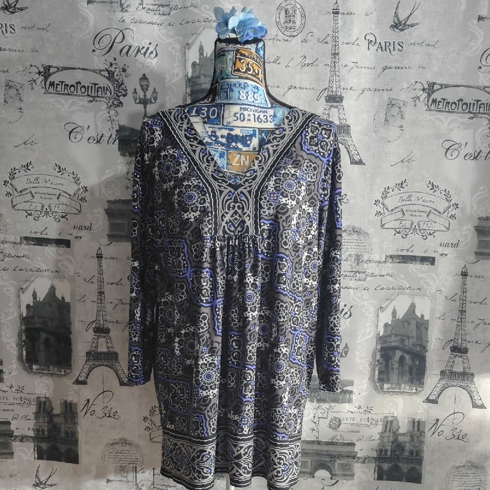Rafaella Abstract Print Top in Blue and Gray